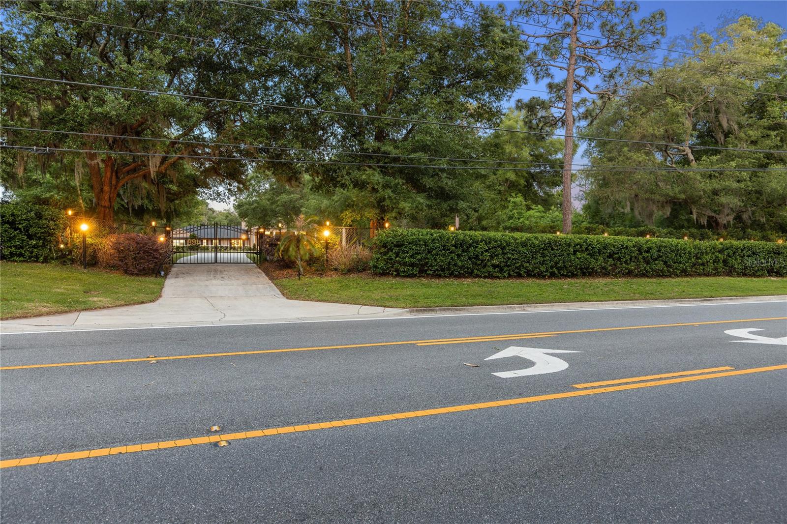 DES PINAR ACRES - Residential