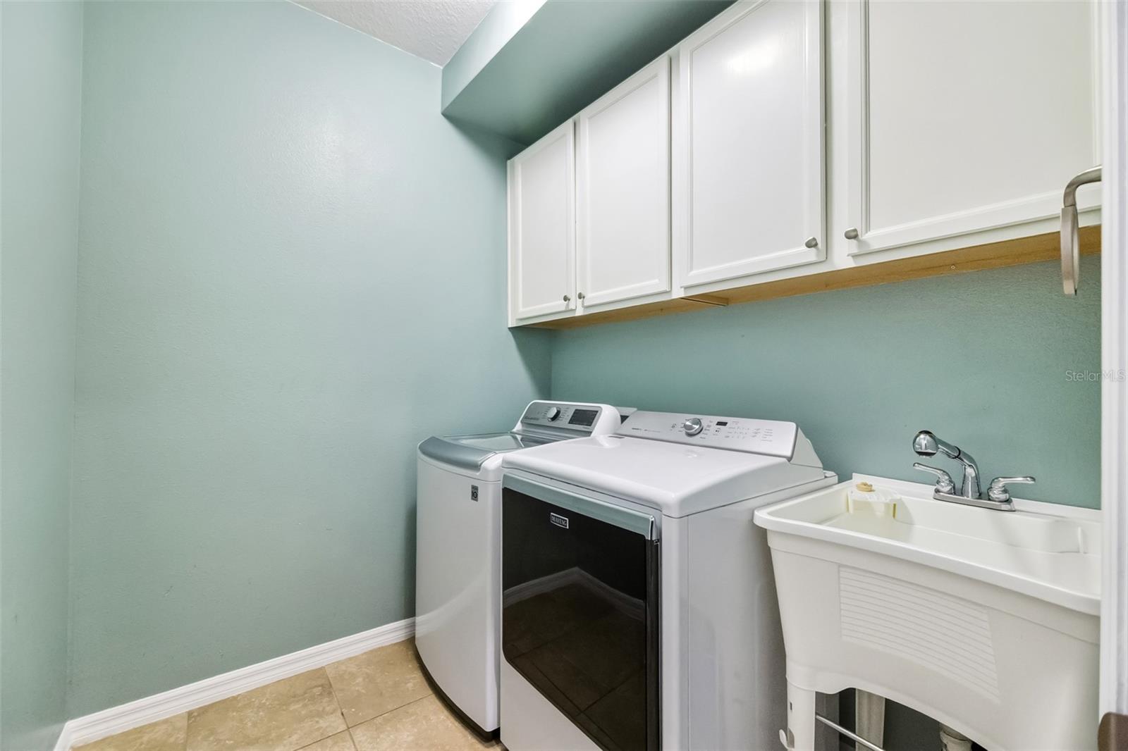 FAIRWAYS/BENT TREE - Residential