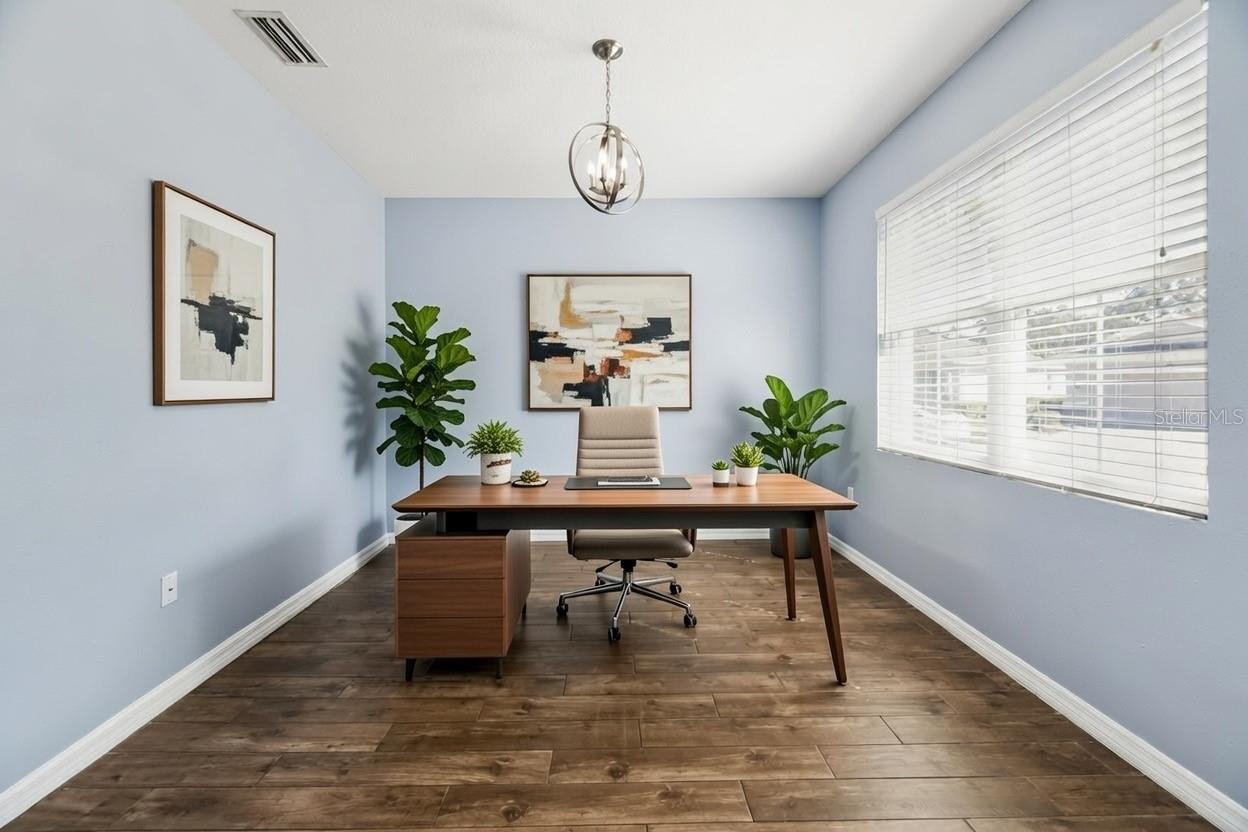 FAIRWAYS/BENT TREE - Residential