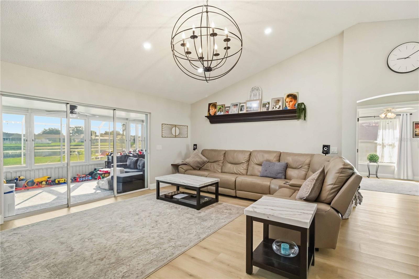 11816 DUNSTER LANE