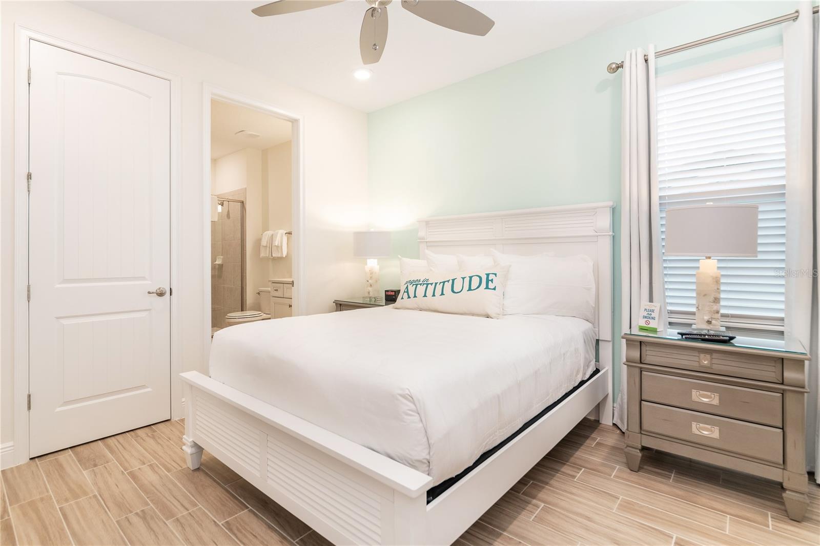 ROLLING OAKS PH 6 - Residential Lease