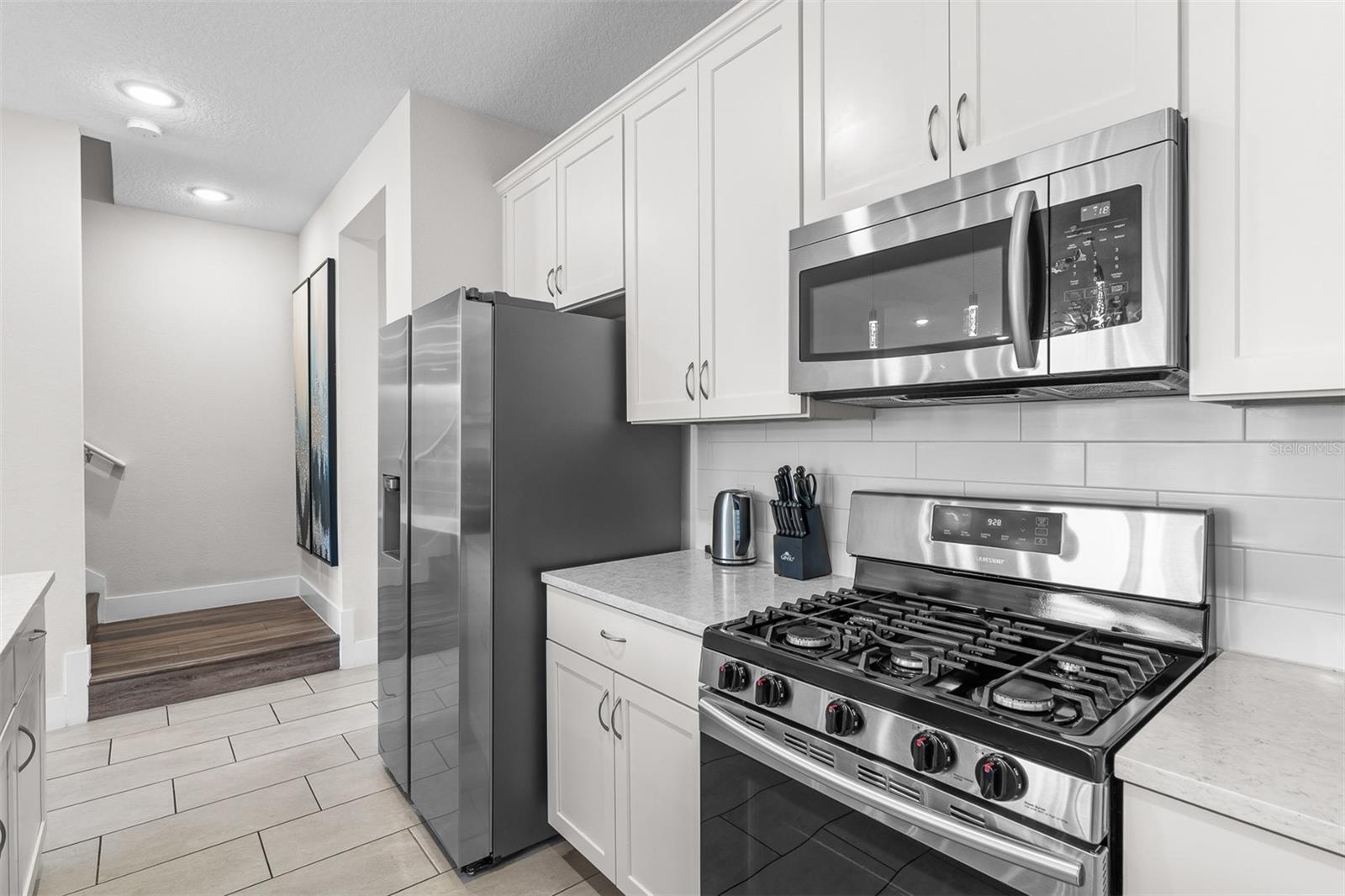 856 DRIVING RANGE COURT