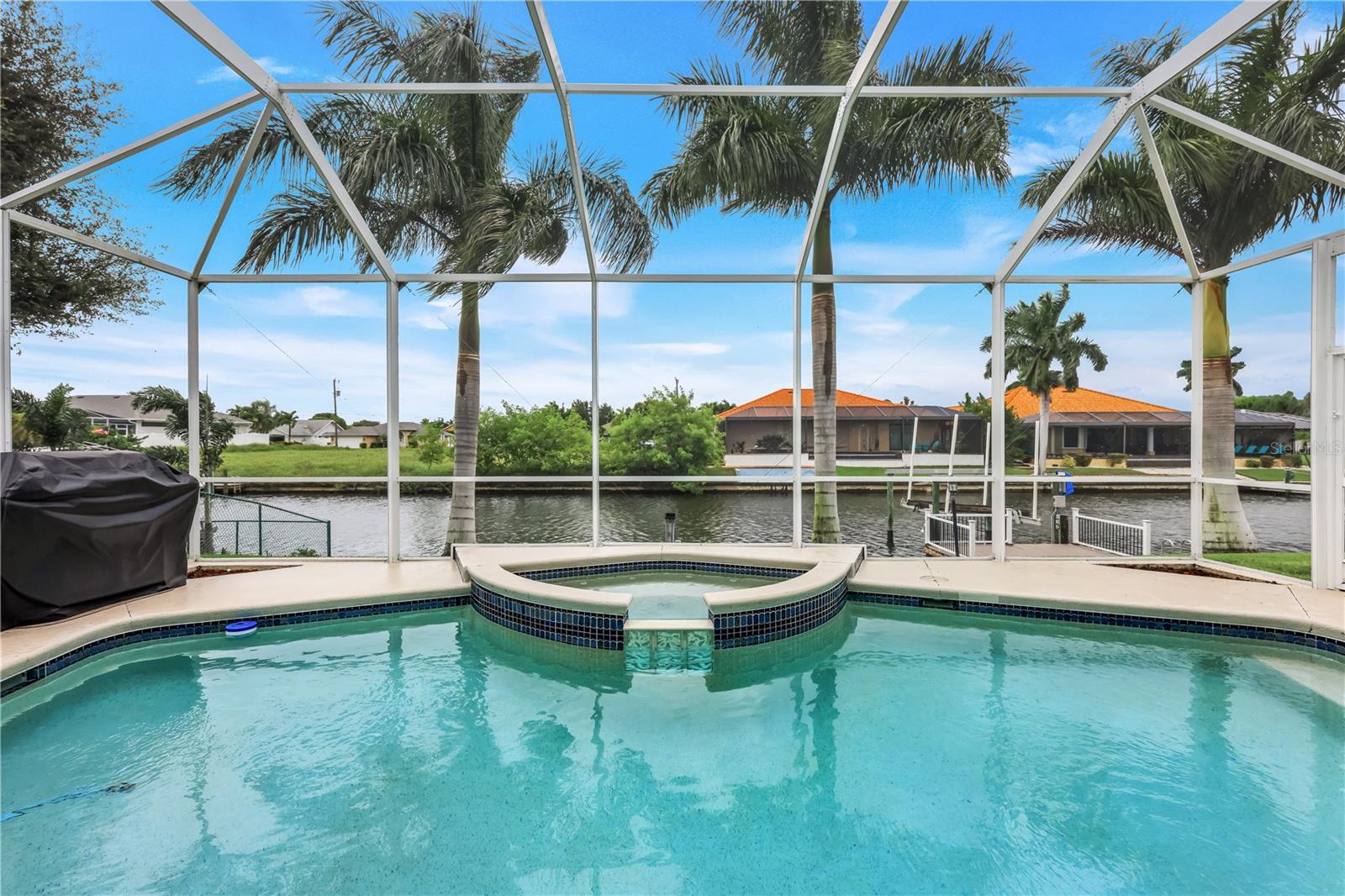 305 SE 31ST STREET