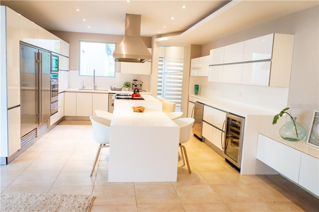 DORADO BEACH EAST - Residential