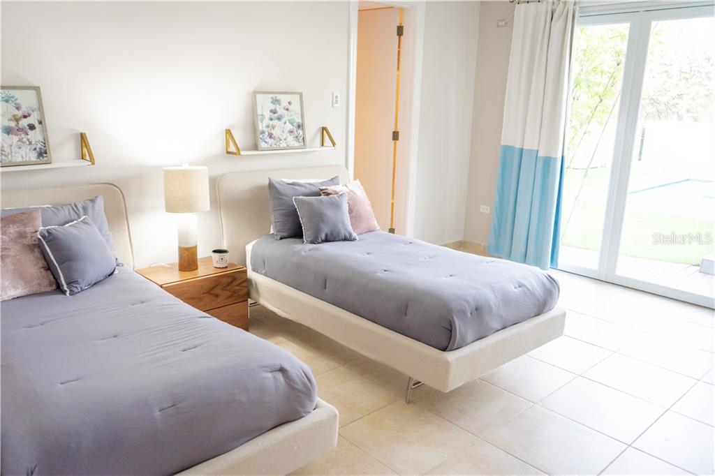 DORADO BEACH EAST - Residential