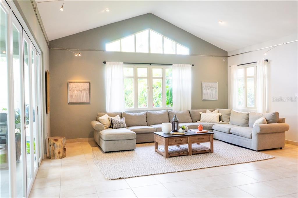 DORADO BEACH EAST - Residential