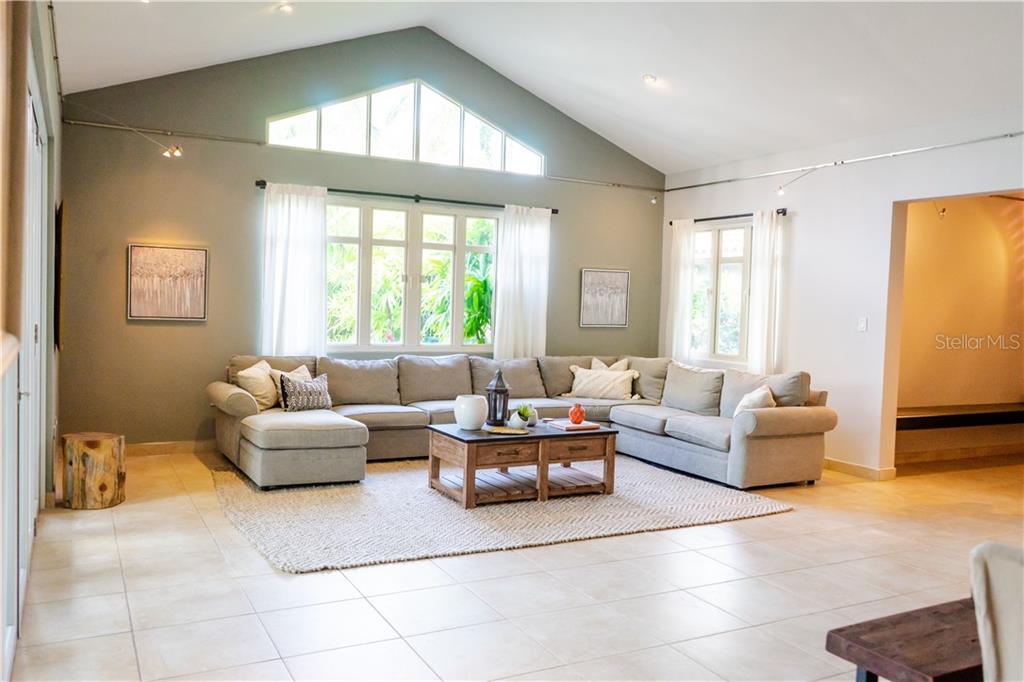 DORADO BEACH EAST - Residential