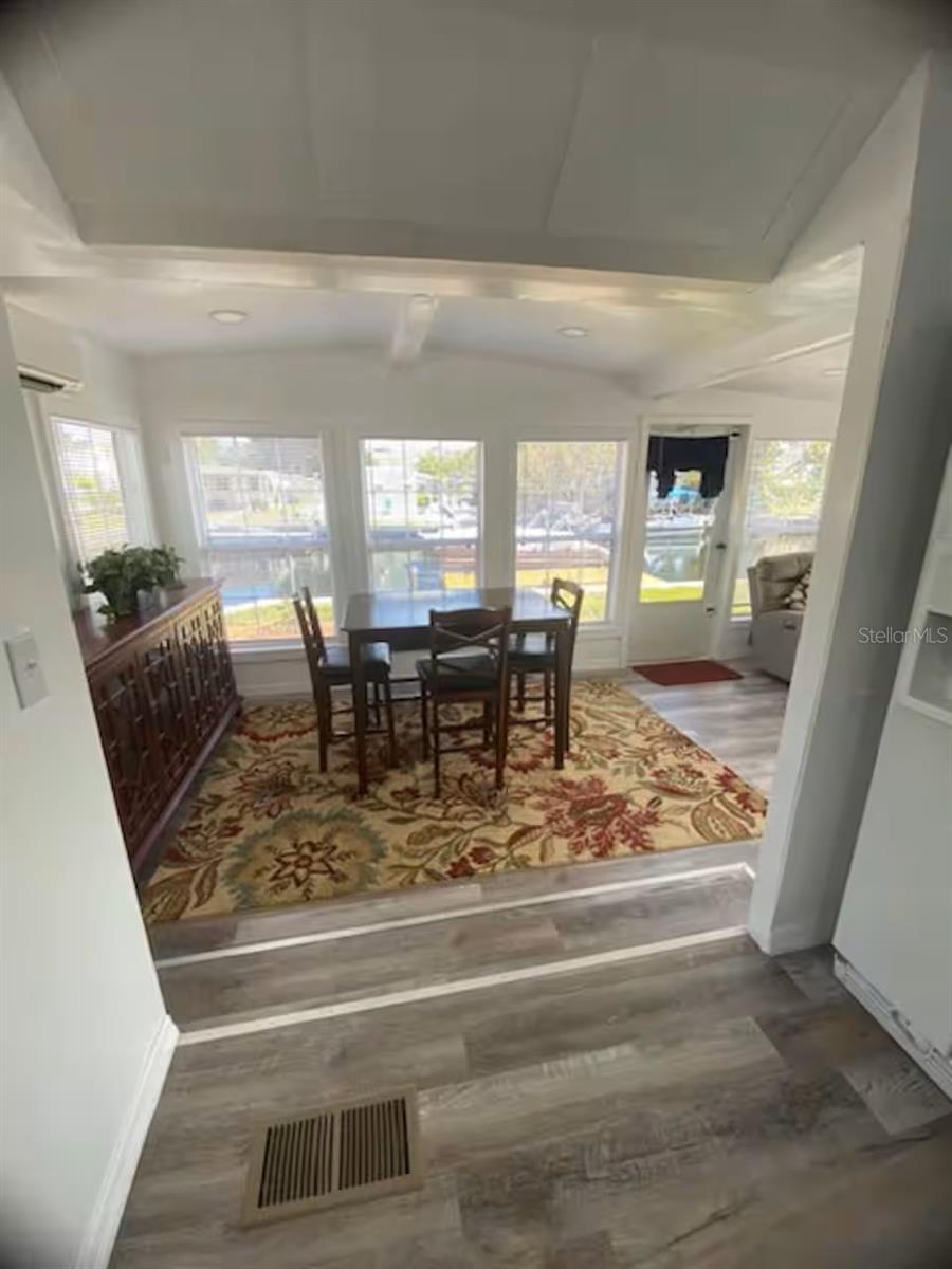 WEEKI WACHEE GARDENS - Residential