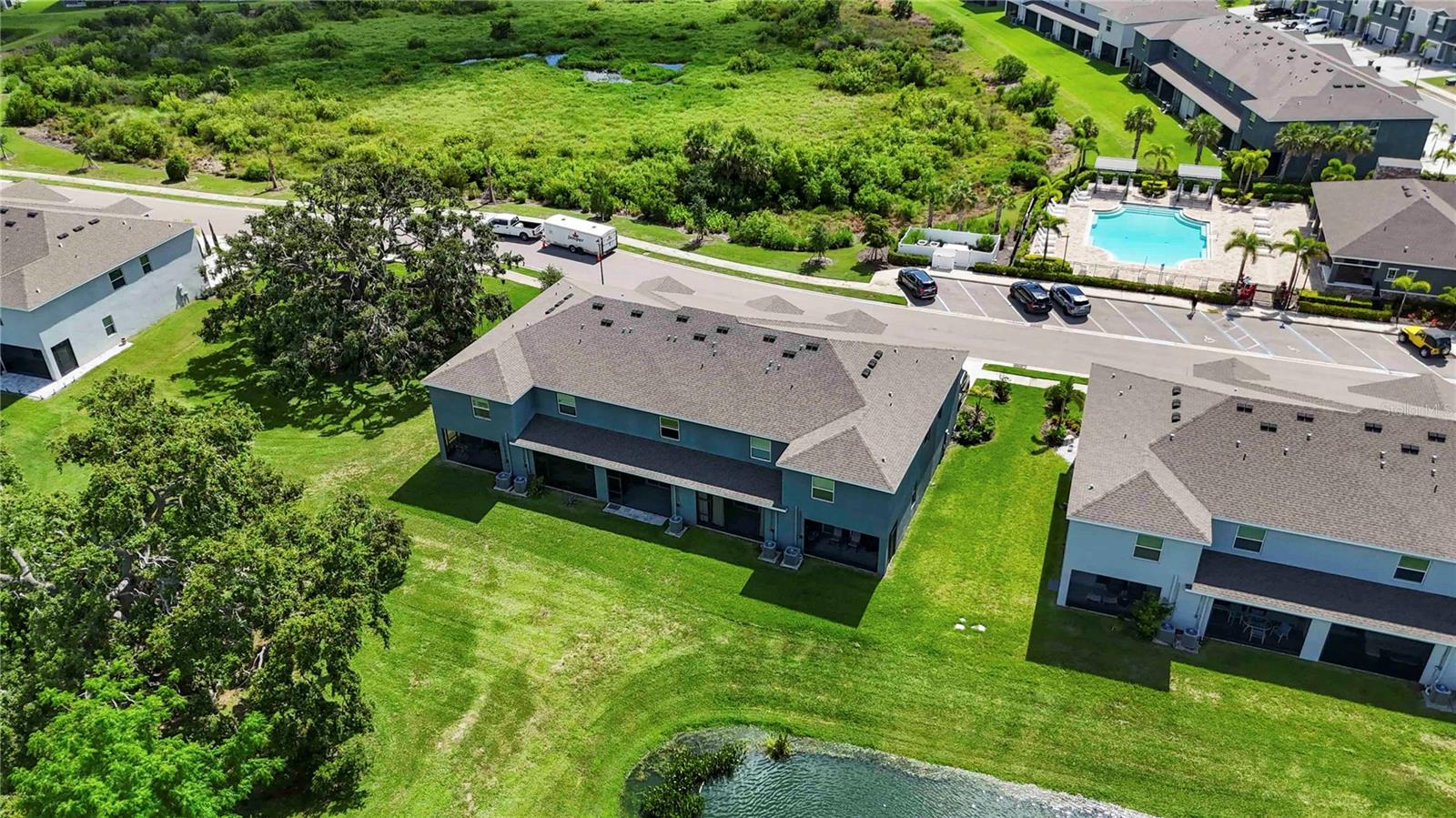 PROMENADE EAST - Residential