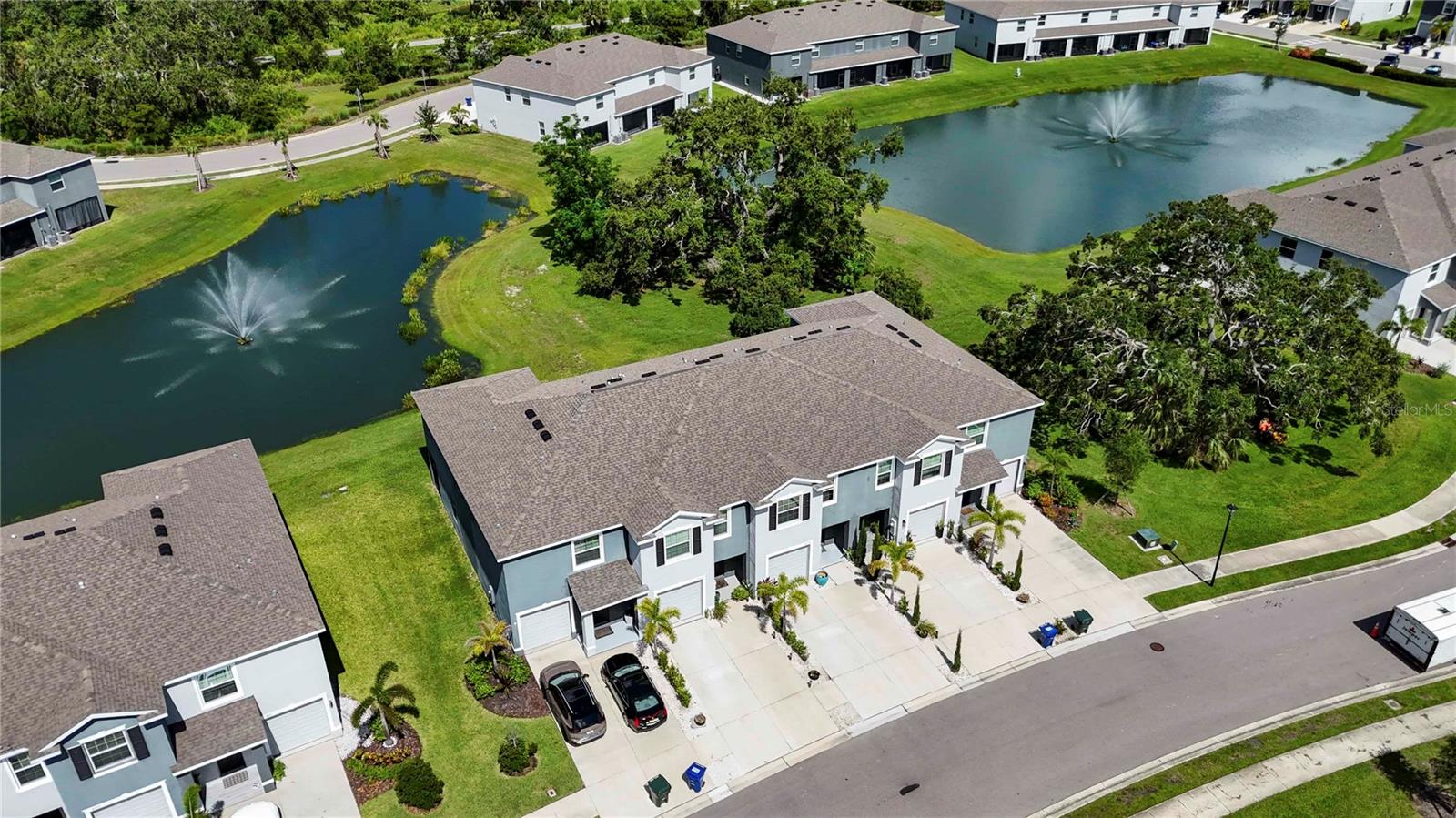 PROMENADE EAST - Residential