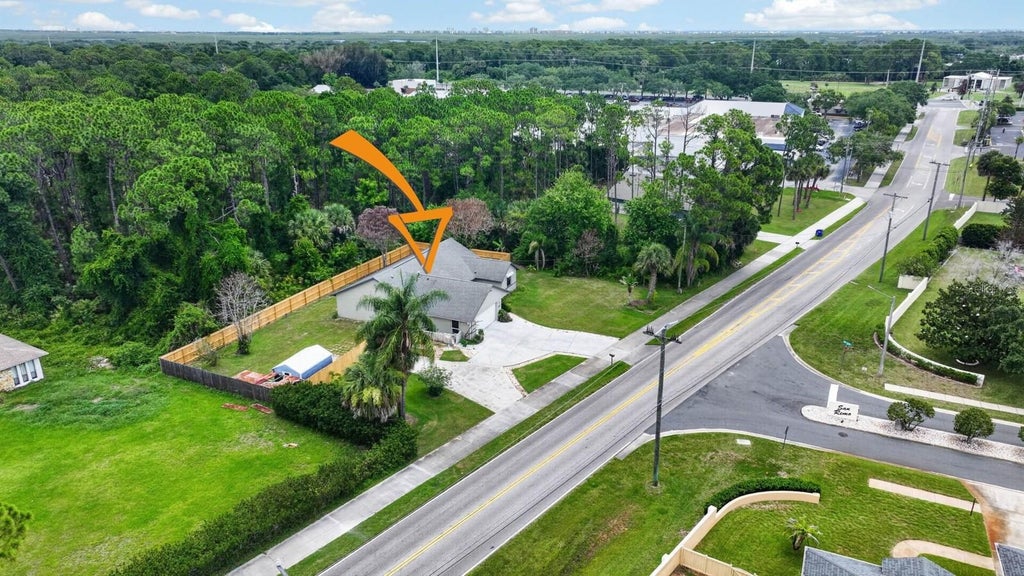 Photo of 191 Roberts Road, Edgewater, FL 32141 (MLS # NS1088504)