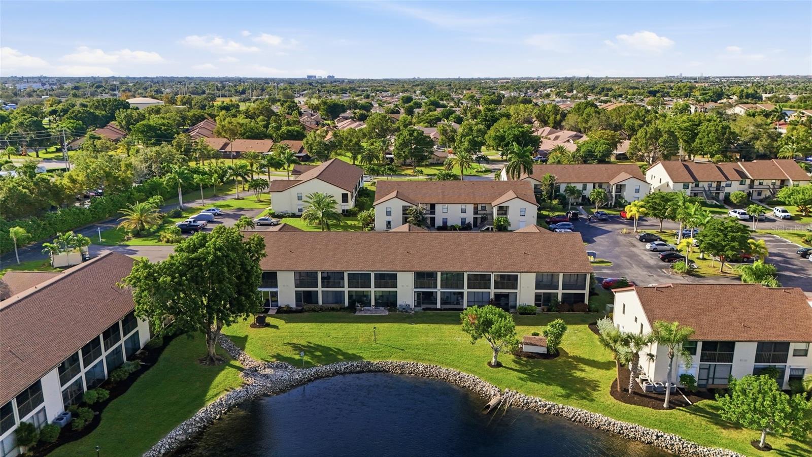 CENTRAL PARK SOUTH 01 - Residential