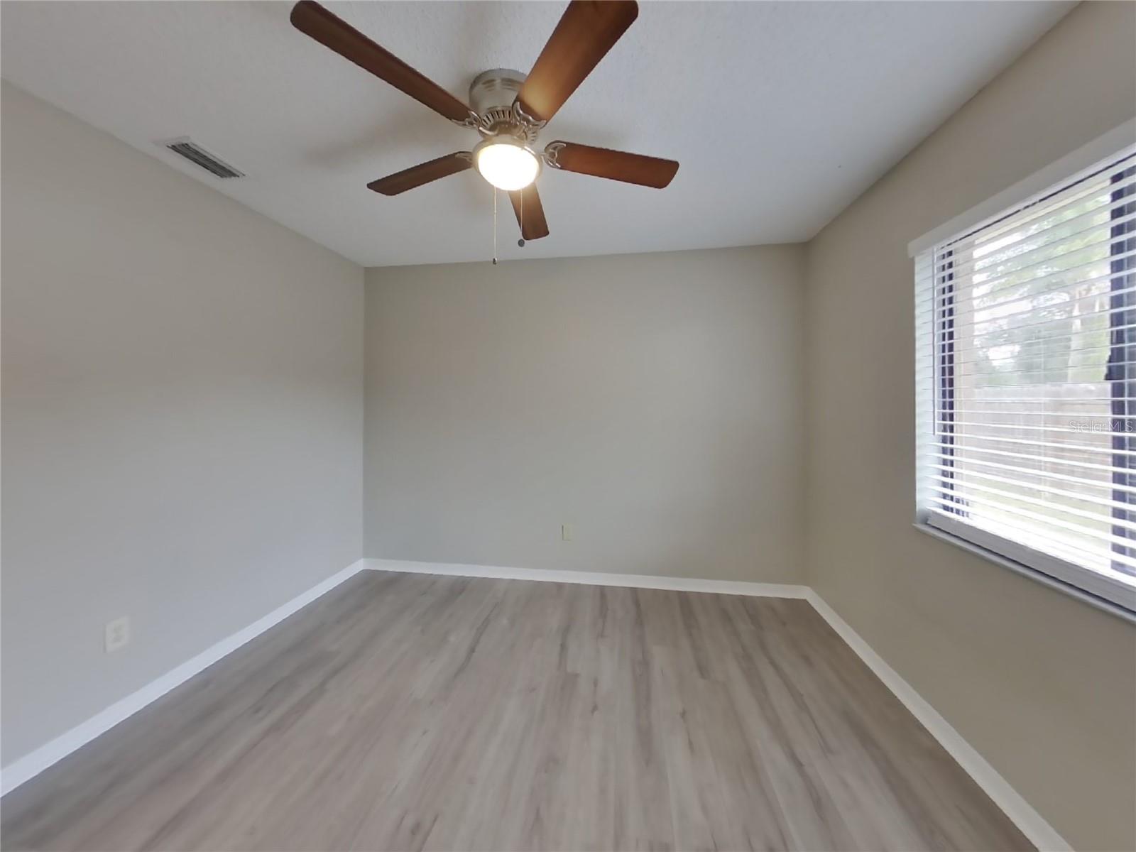 WALDEN LAKE UNIT 30 PH III - Residential Lease