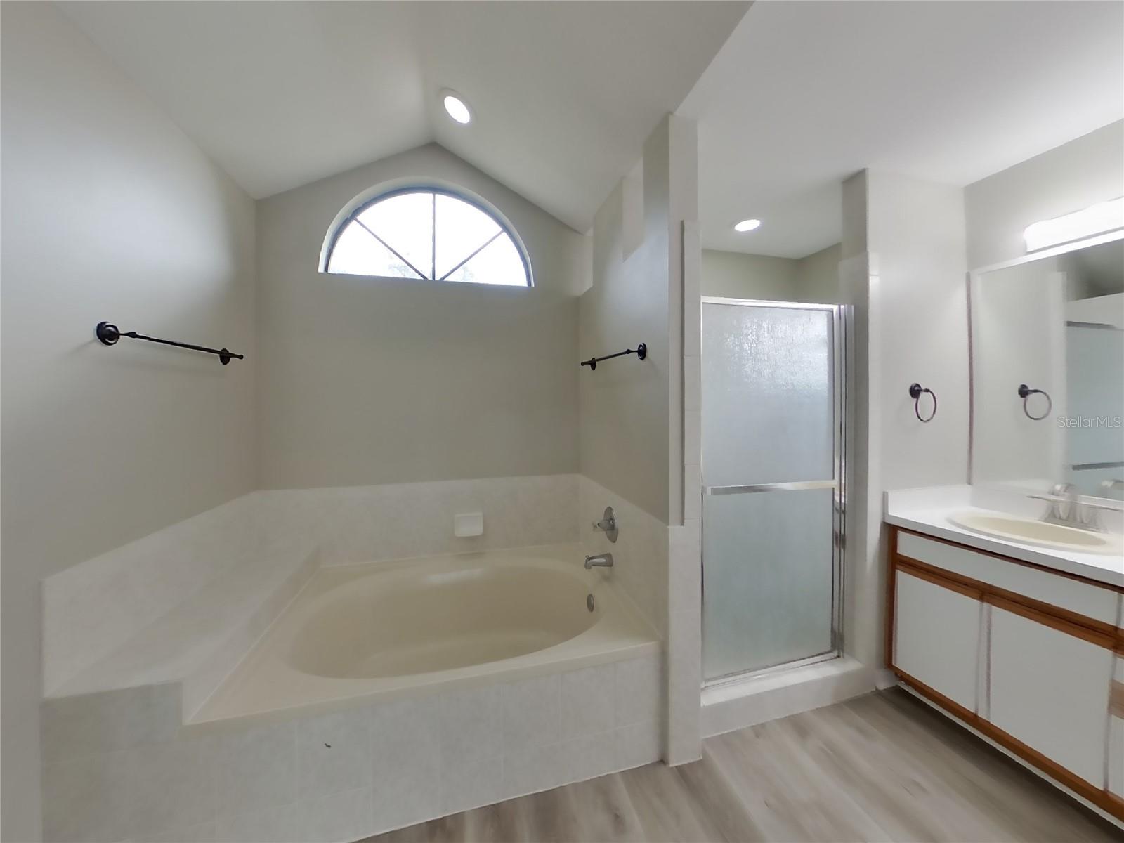 WALDEN LAKE UNIT 30 PH III - Residential Lease