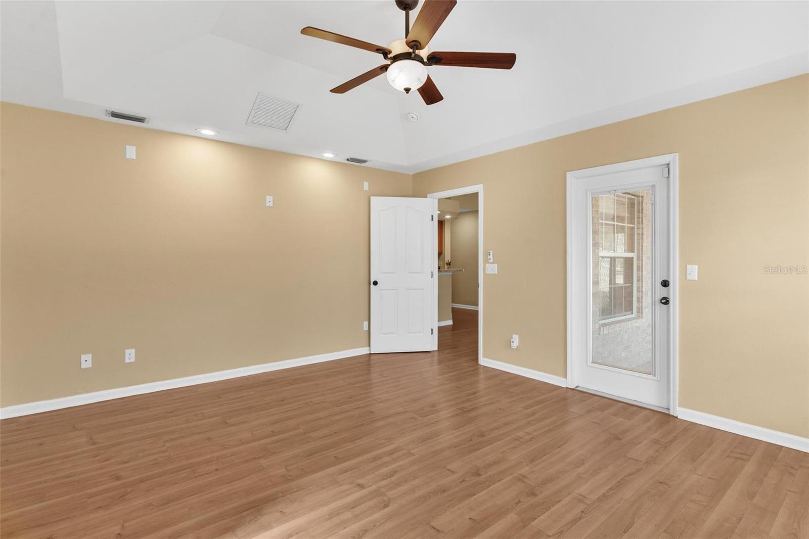 REPLAT SYLVANIA TERRACE - Residential