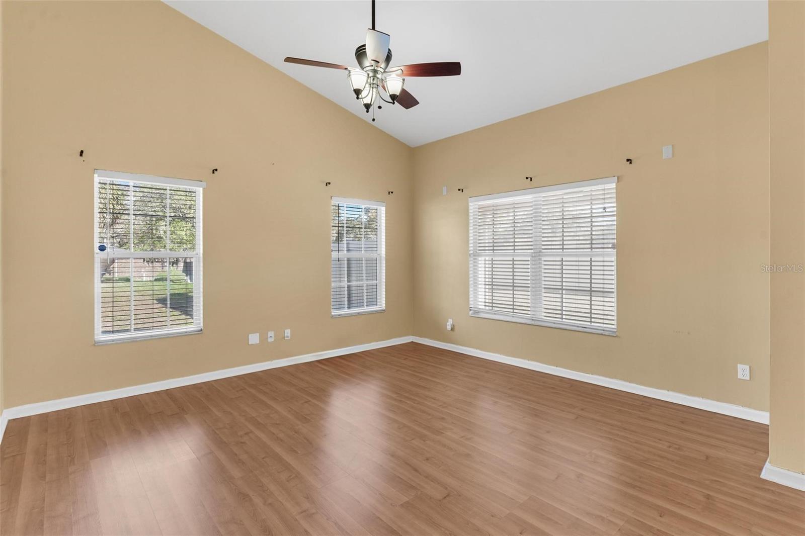 REPLAT SYLVANIA TERRACE - Residential