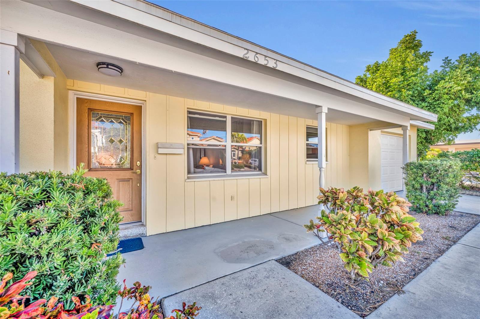 2653 W VINA DEL MAR BOULEVARD