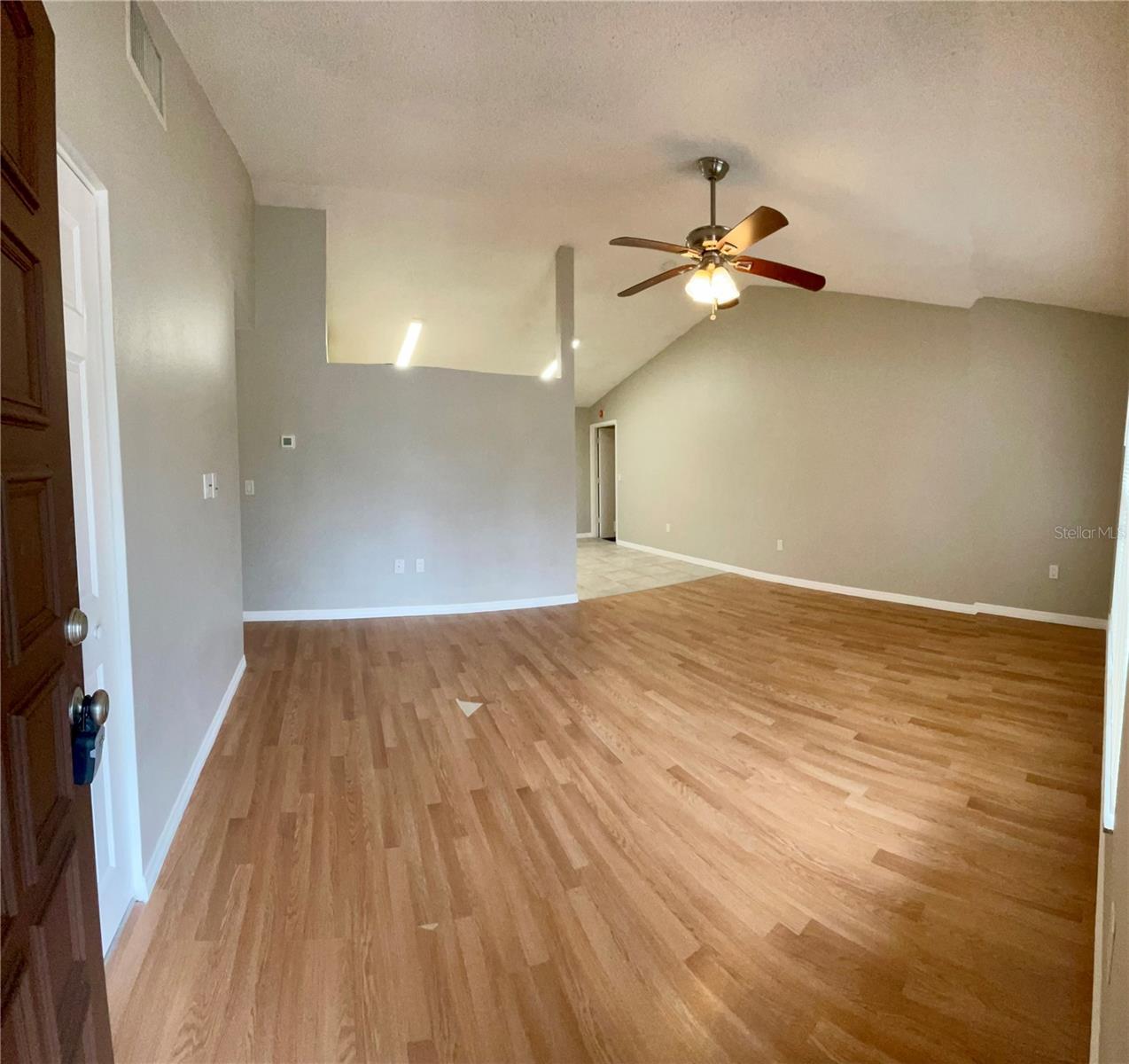 SEVEN SPGS HOMES - Residential Lease