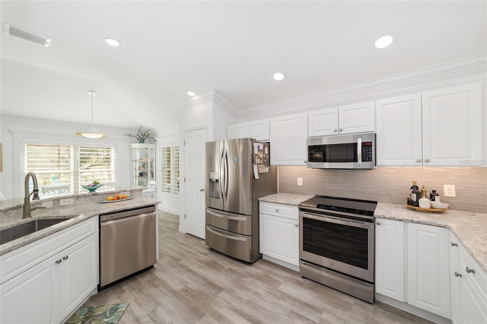 CALUMET GROVE - Residential