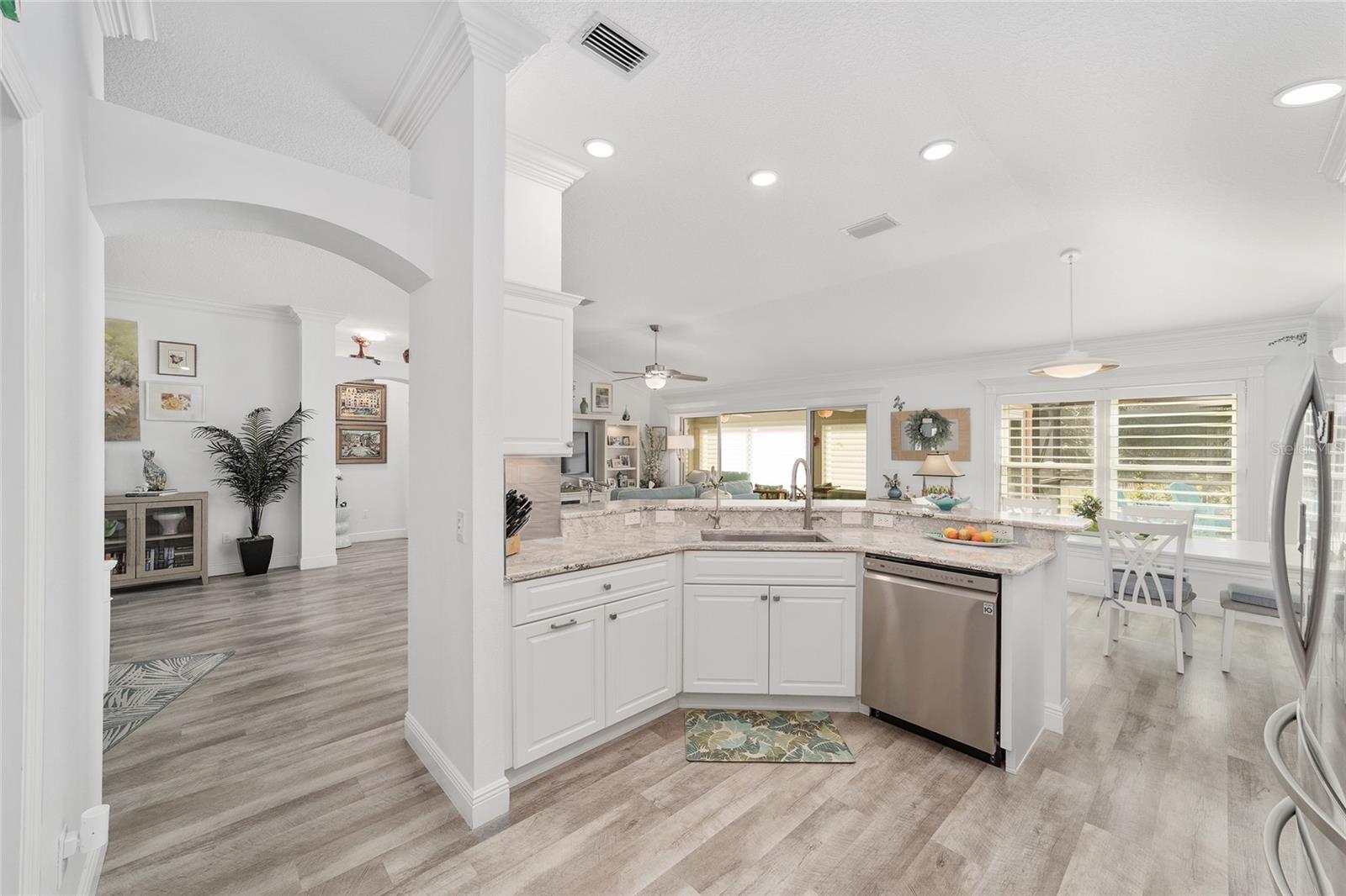 CALUMET GROVE - Residential