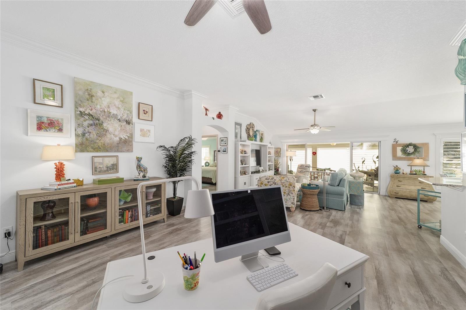 CALUMET GROVE - Residential