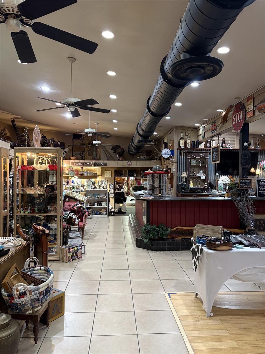 DYKES F M SUB - Commercial Sale