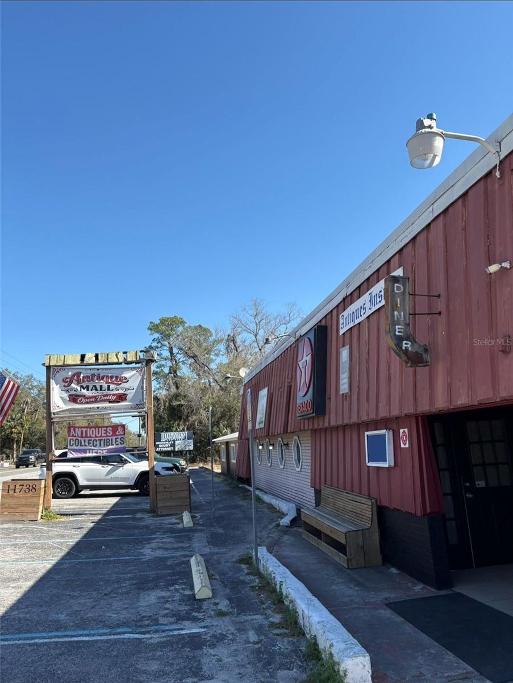 Photo of 11738 Broad Street, Brooksville, FL 34601 (MLS # TB8479575)