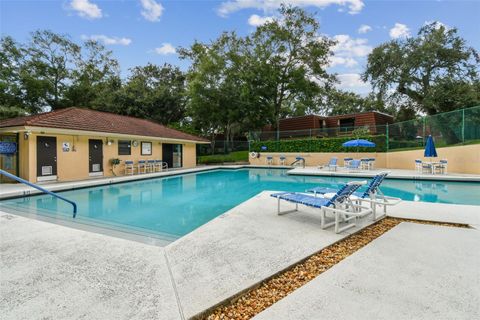 A home in PALM HARBOR