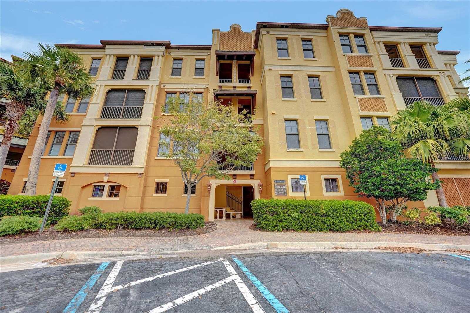 BOCA LAGO VIVANTE V - Residential