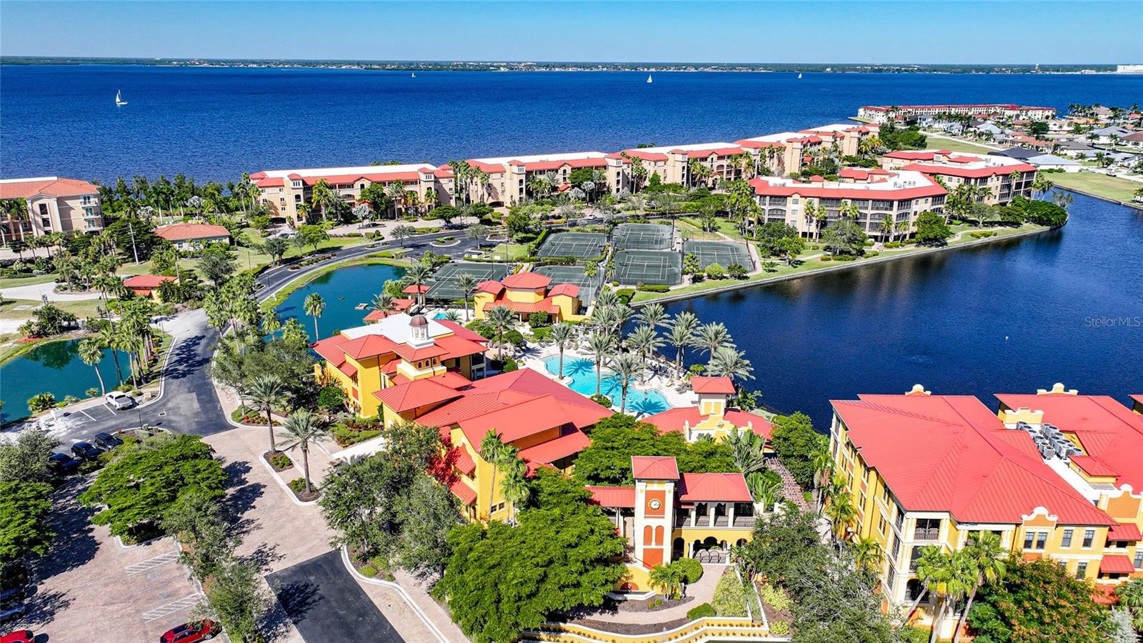 BOCA LAGO VIVANTE V - Residential