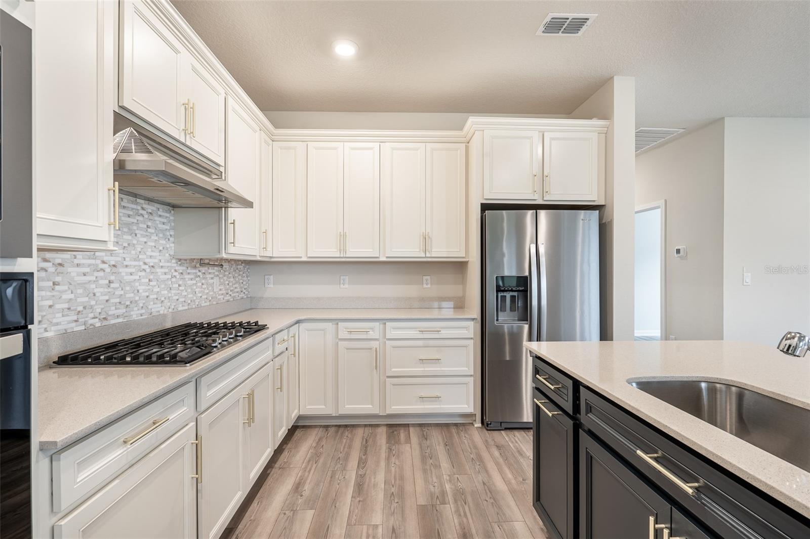 WILLOW RIDGE - Residential