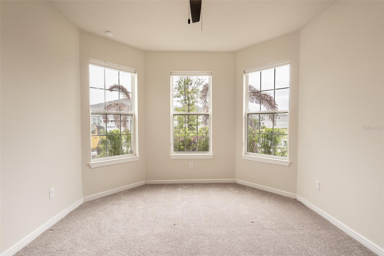 WILLOW RIDGE - Residential