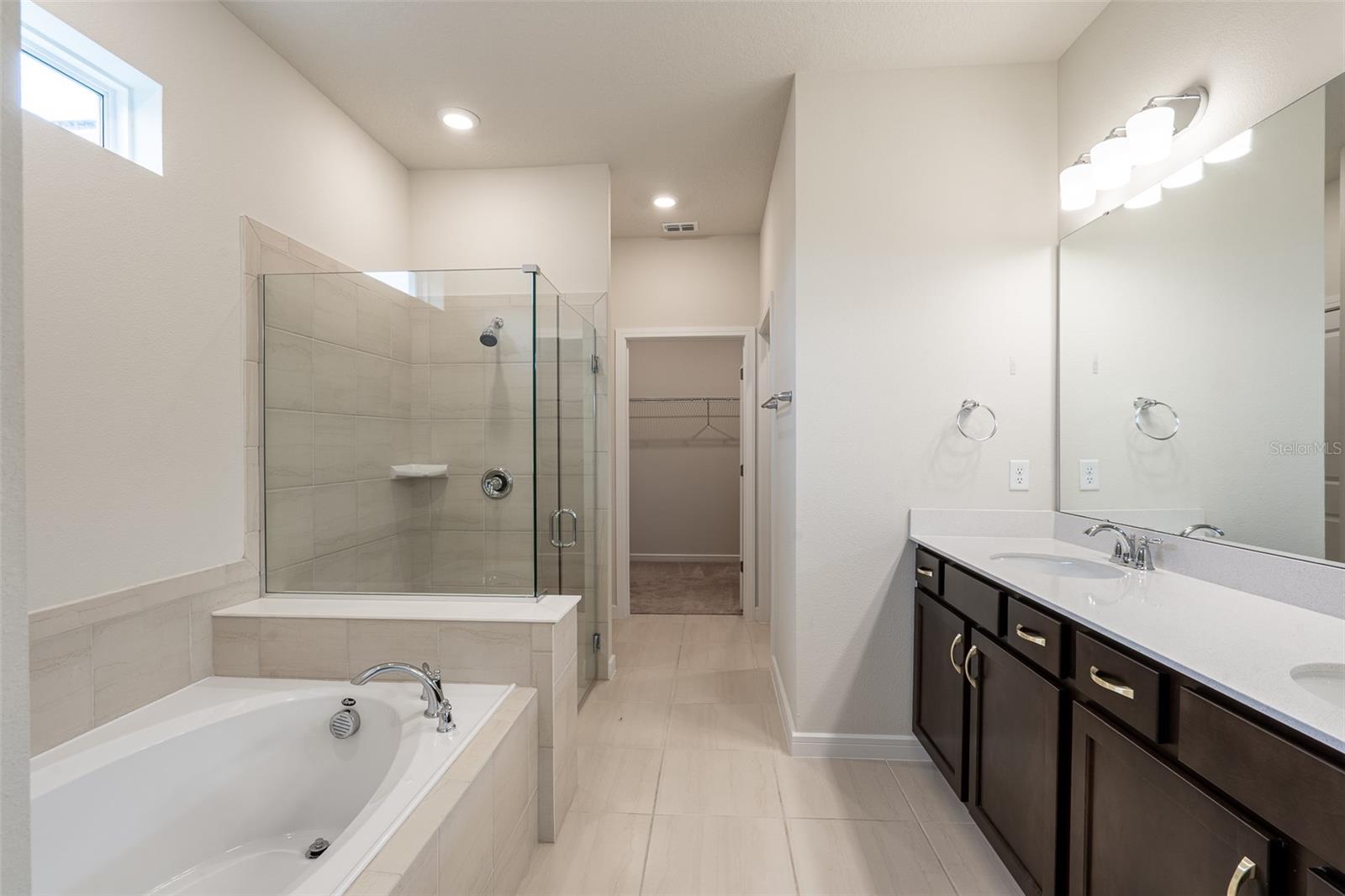 WILLOW RIDGE - Residential