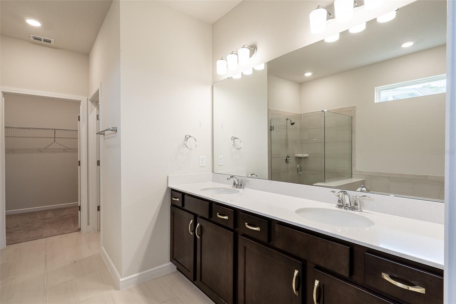 WILLOW RIDGE - Residential