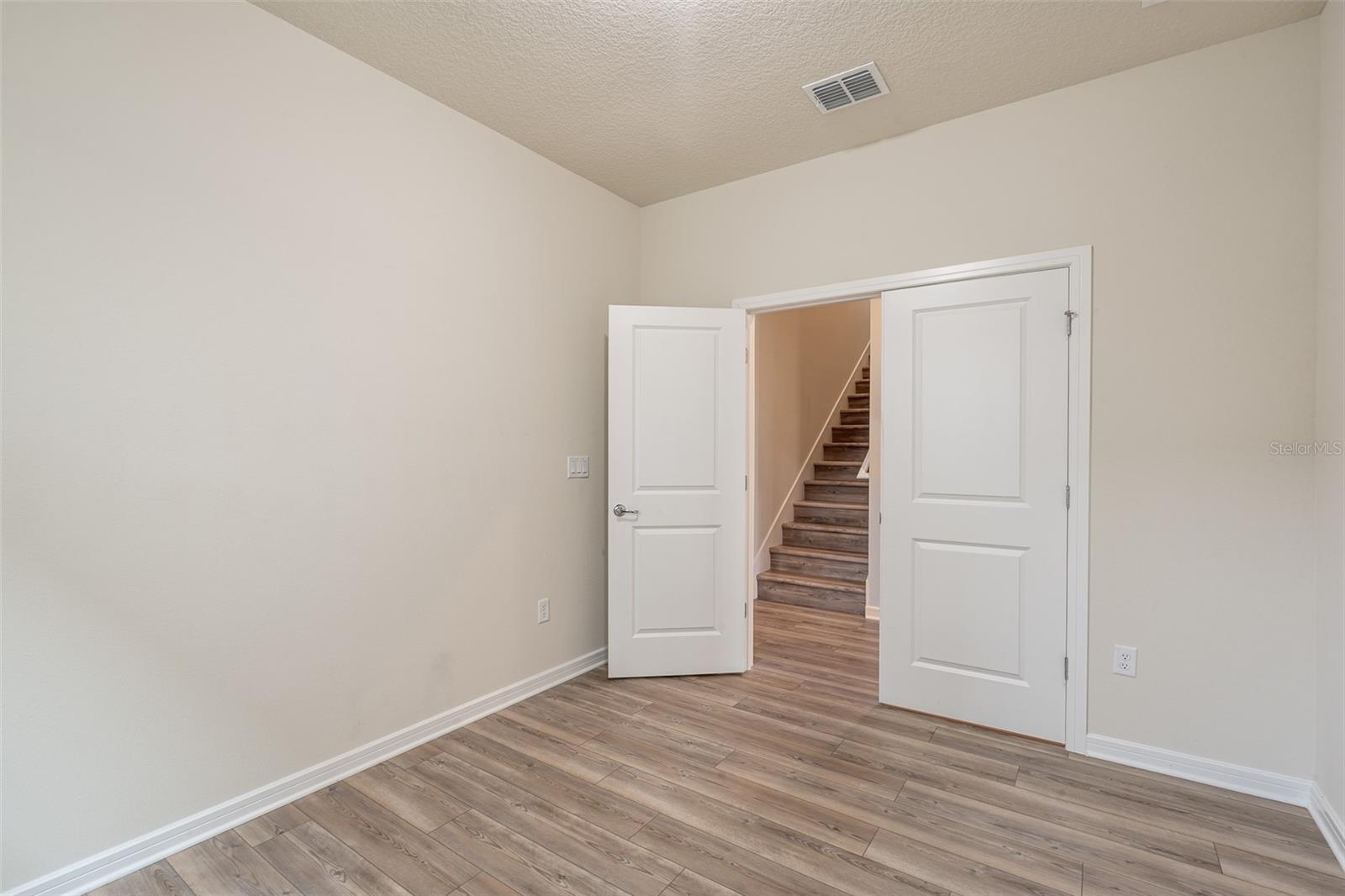 WILLOW RIDGE - Residential
