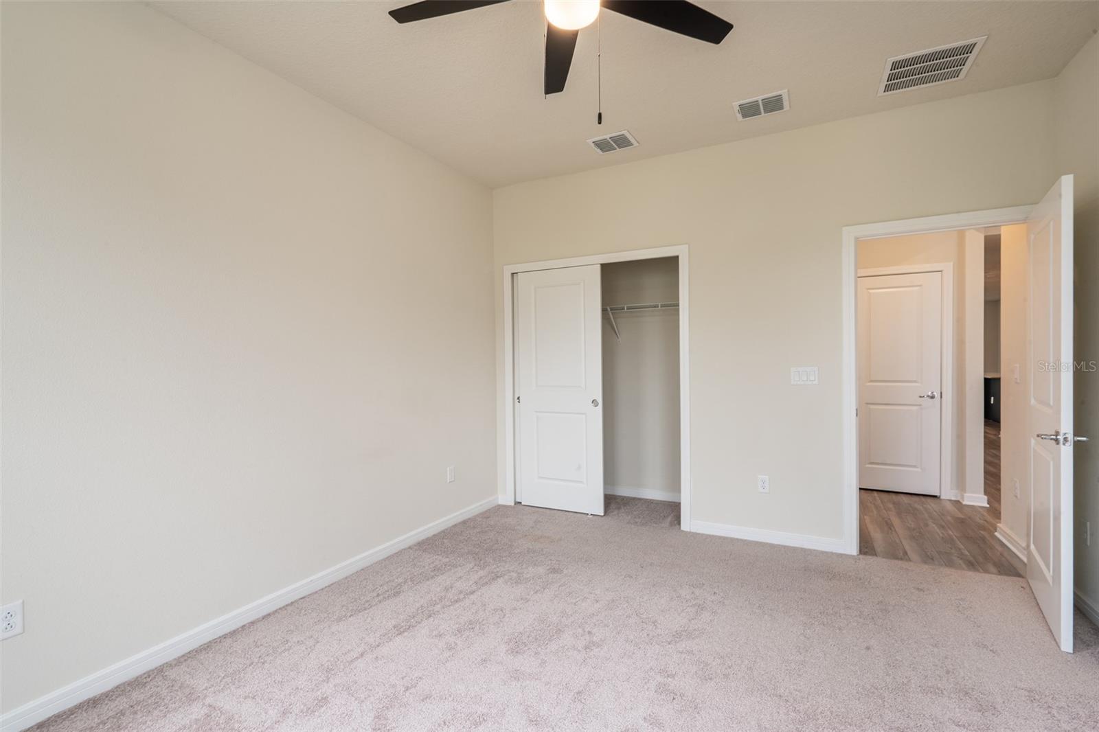 WILLOW RIDGE - Residential