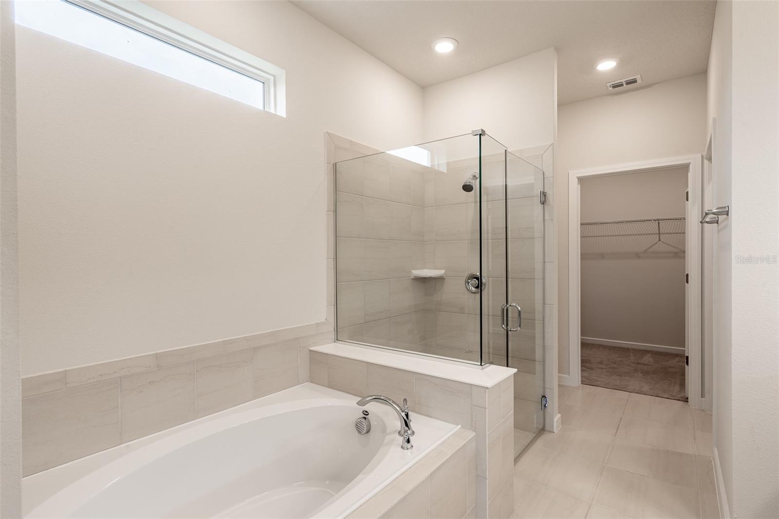 WILLOW RIDGE - Residential