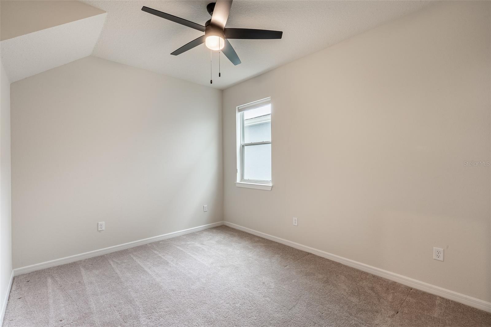 WILLOW RIDGE - Residential