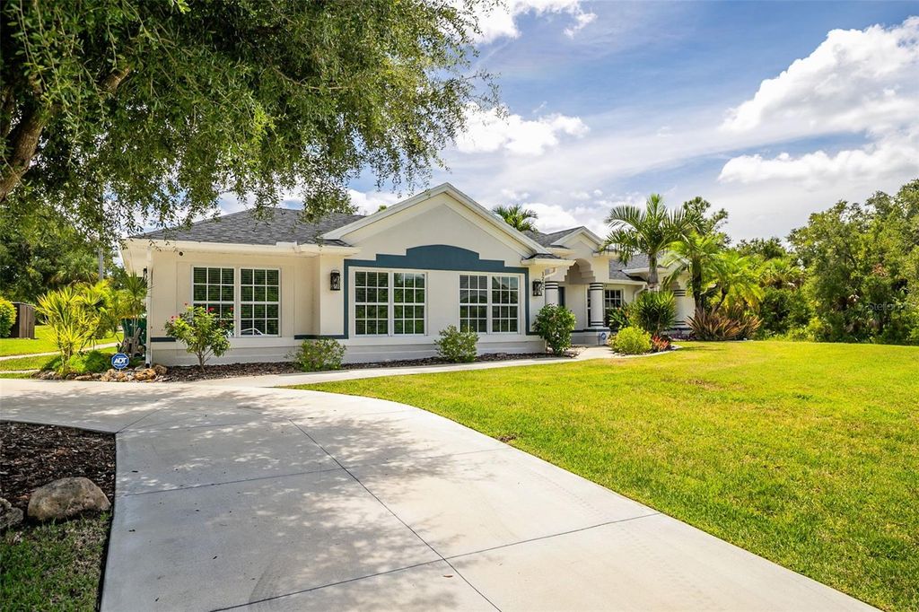 Photo of 1282 Clearview Drive, Port Charlotte, FL 33953 (MLS # A4663891)