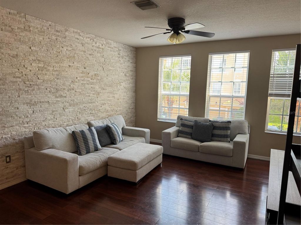 Photo of 3133 Bayshore Oaks Drive, Tampa, FL 33611 (MLS # TB8446411)