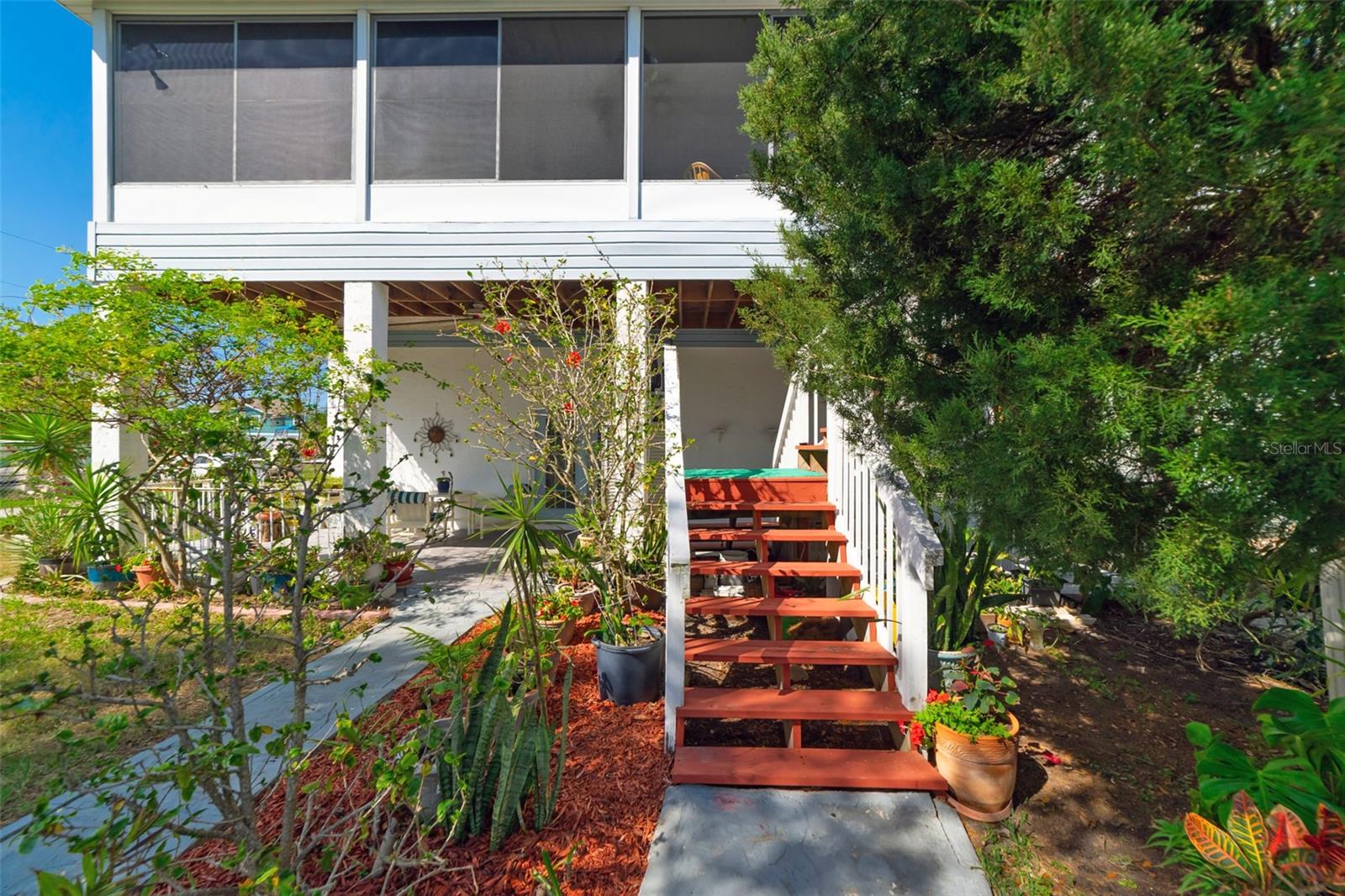 DRIFTWOOD ISLES - Residential