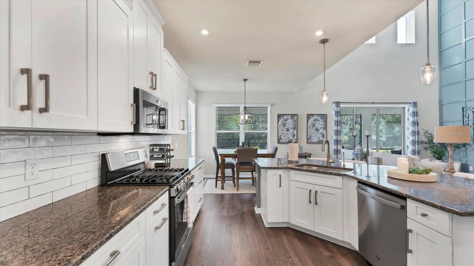 ARTISAN LAKES EAVES BEND PH I SP A-K - Residential