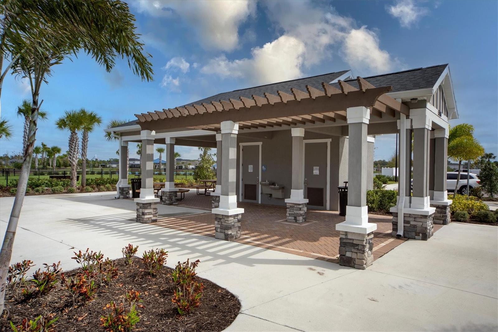 ARTISAN LAKES EAVES BEND PH I SP A-K - Residential