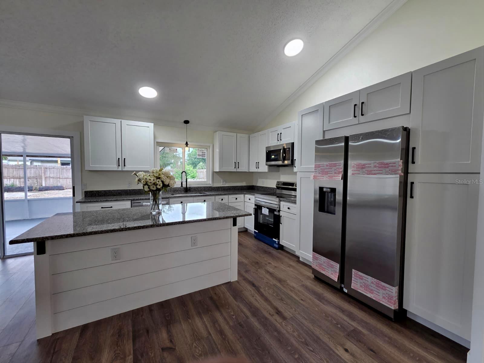 HORSESHOE BEND SEC 01 - Residential