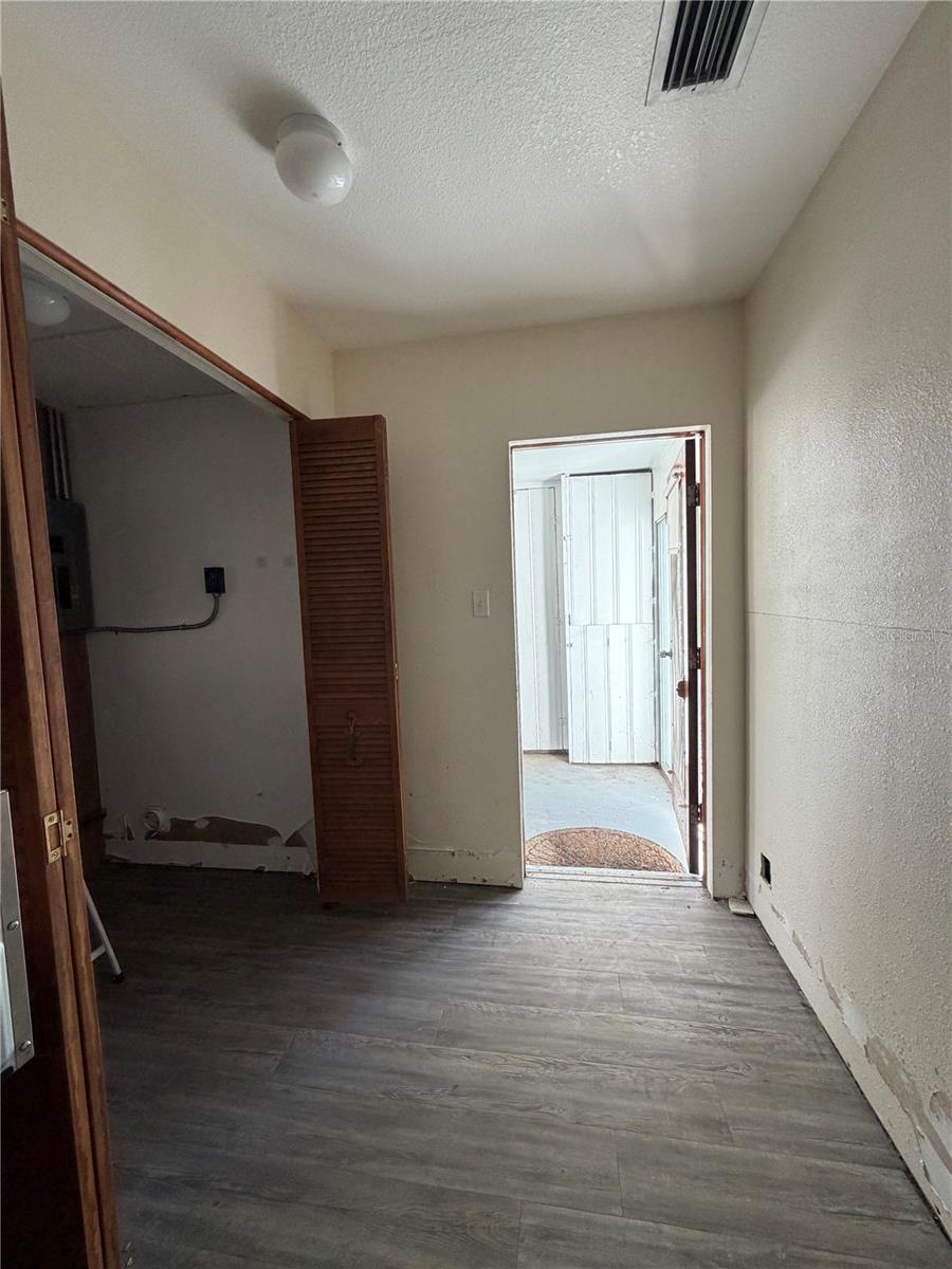 NEW PORT RICHEY CITY - Residential