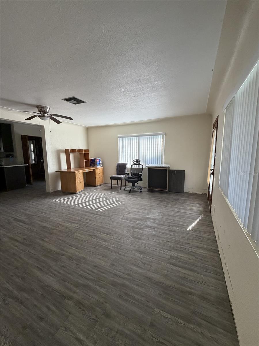 NEW PORT RICHEY CITY - Residential