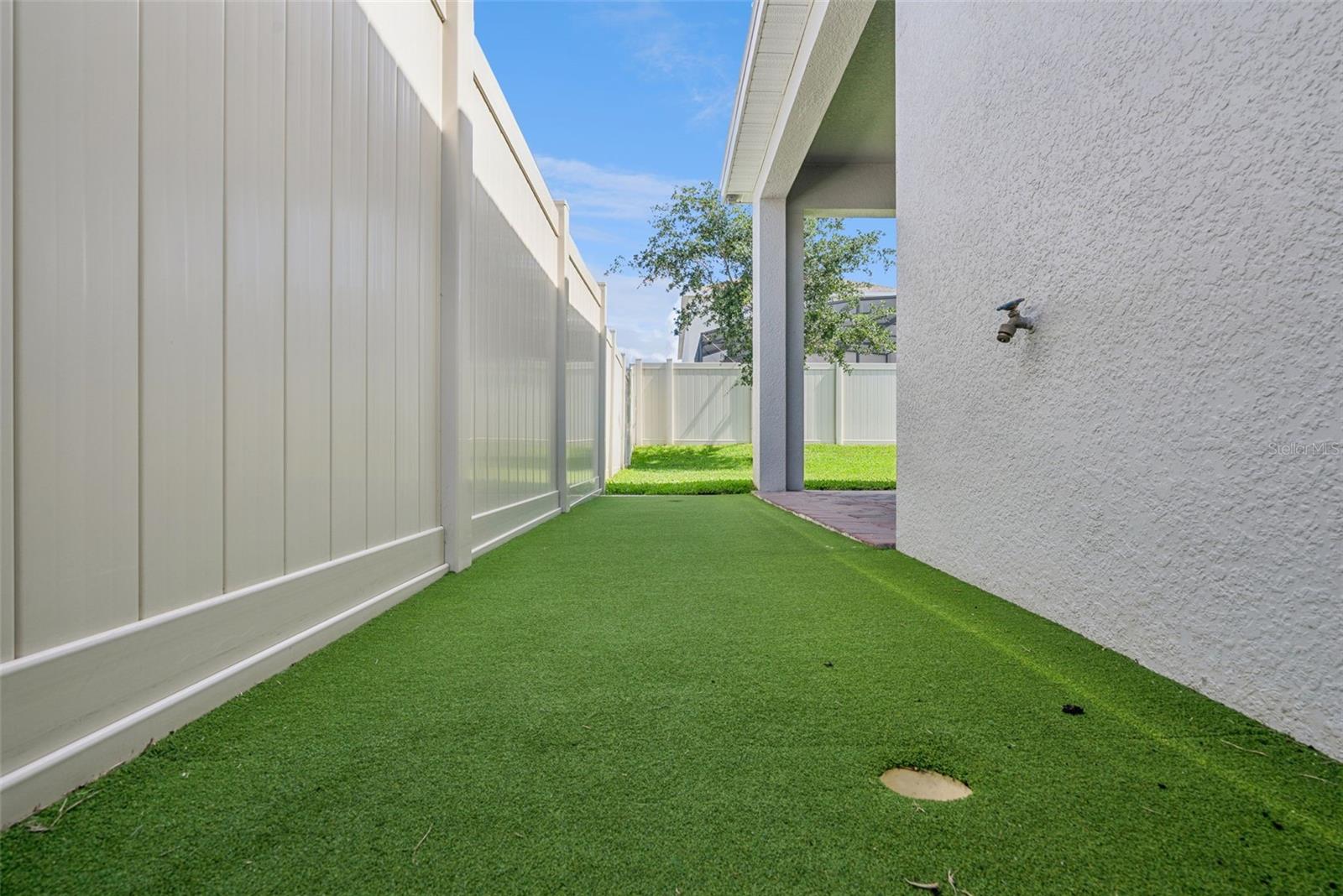 CADENCE PARK - Residential