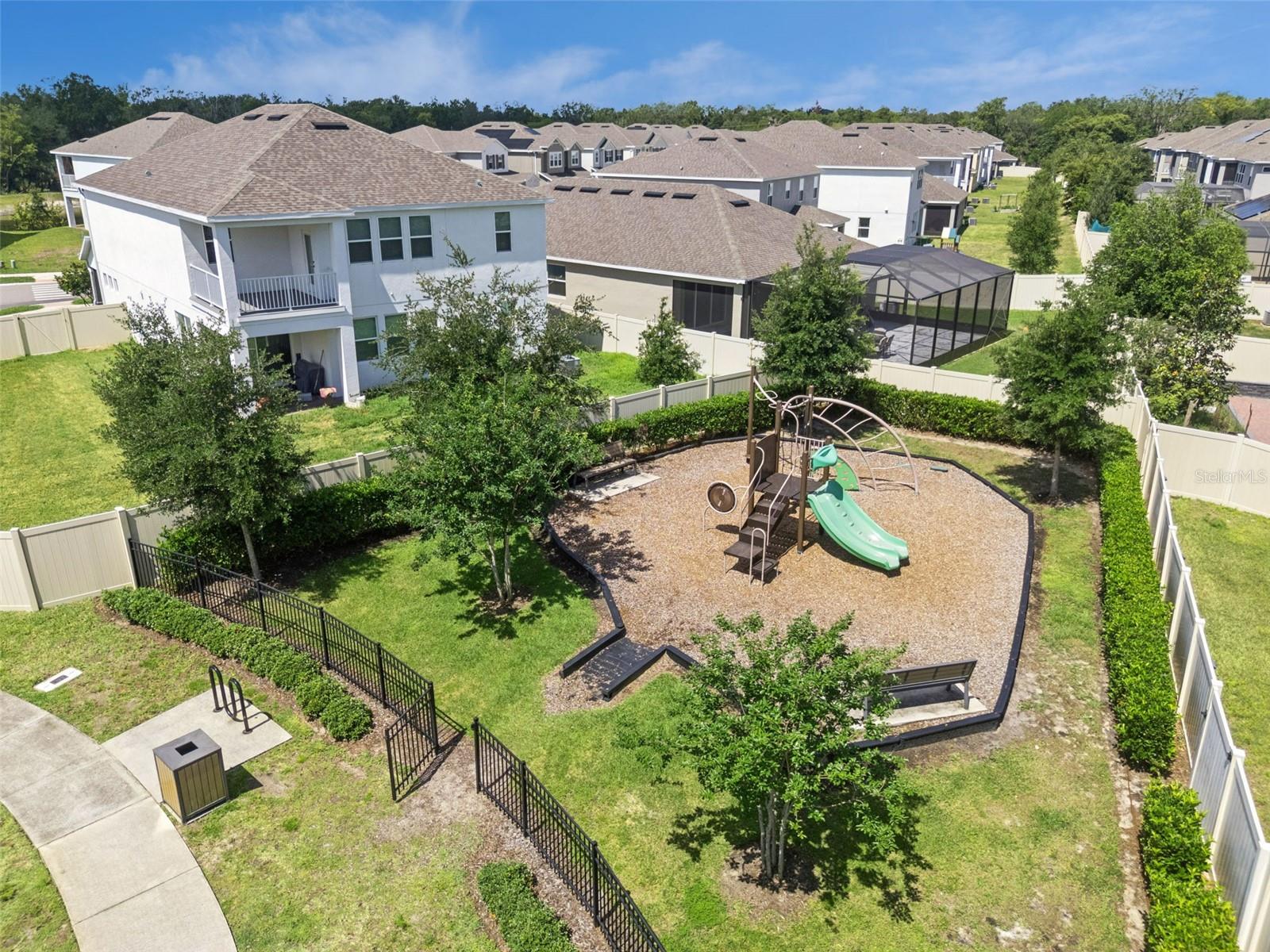 CADENCE PARK - Residential