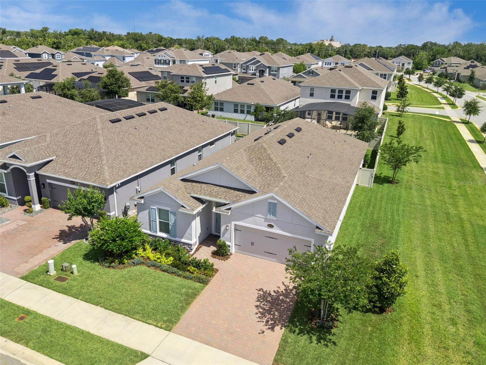 CADENCE PARK - Residential