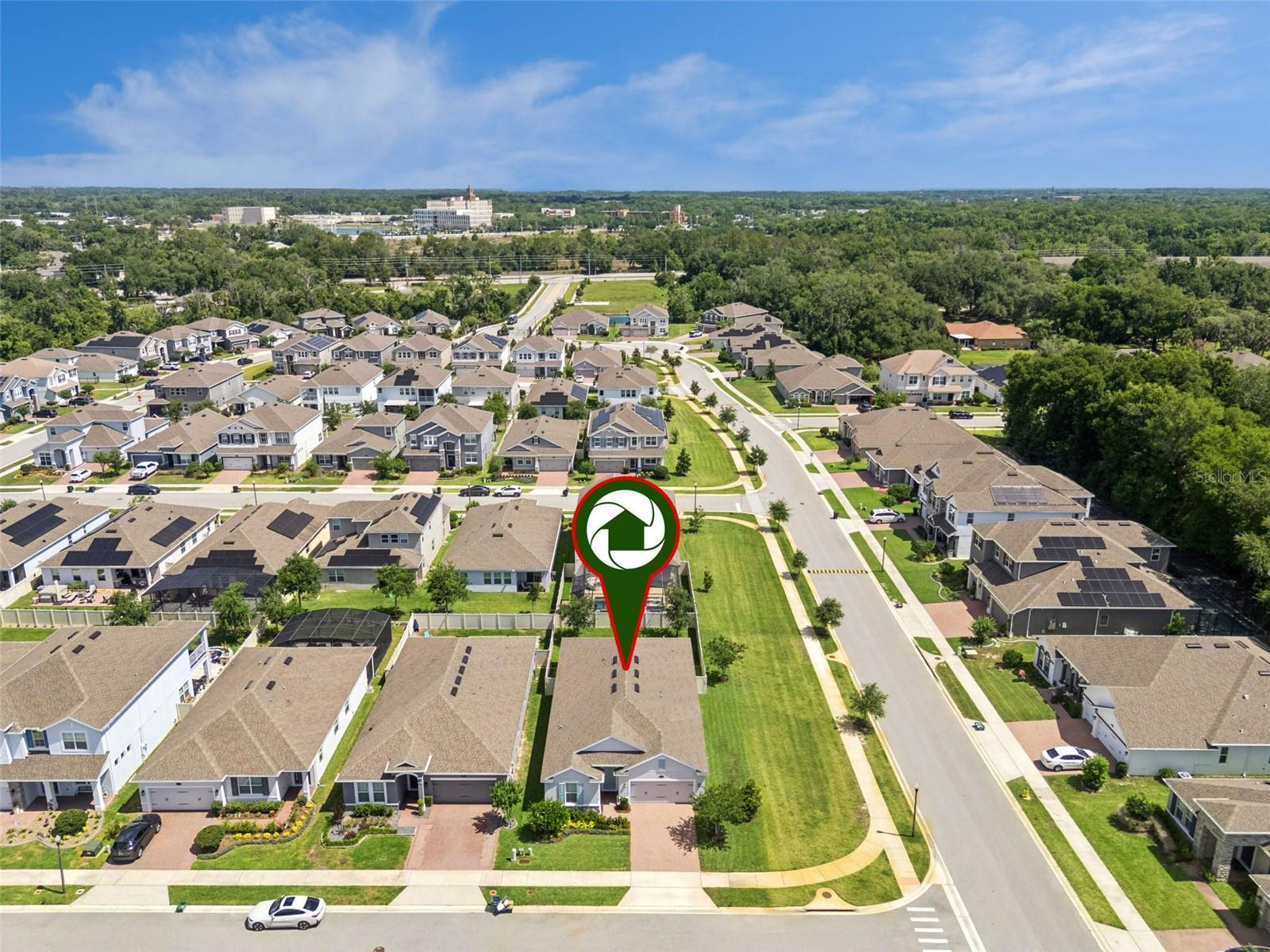 CADENCE PARK - Residential